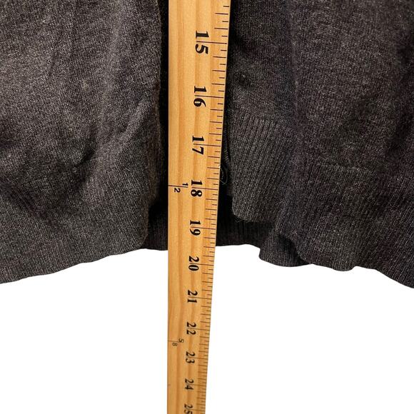 Yest Grey Cardigan Crocheted Back Size 6 - Picture 3 of 7